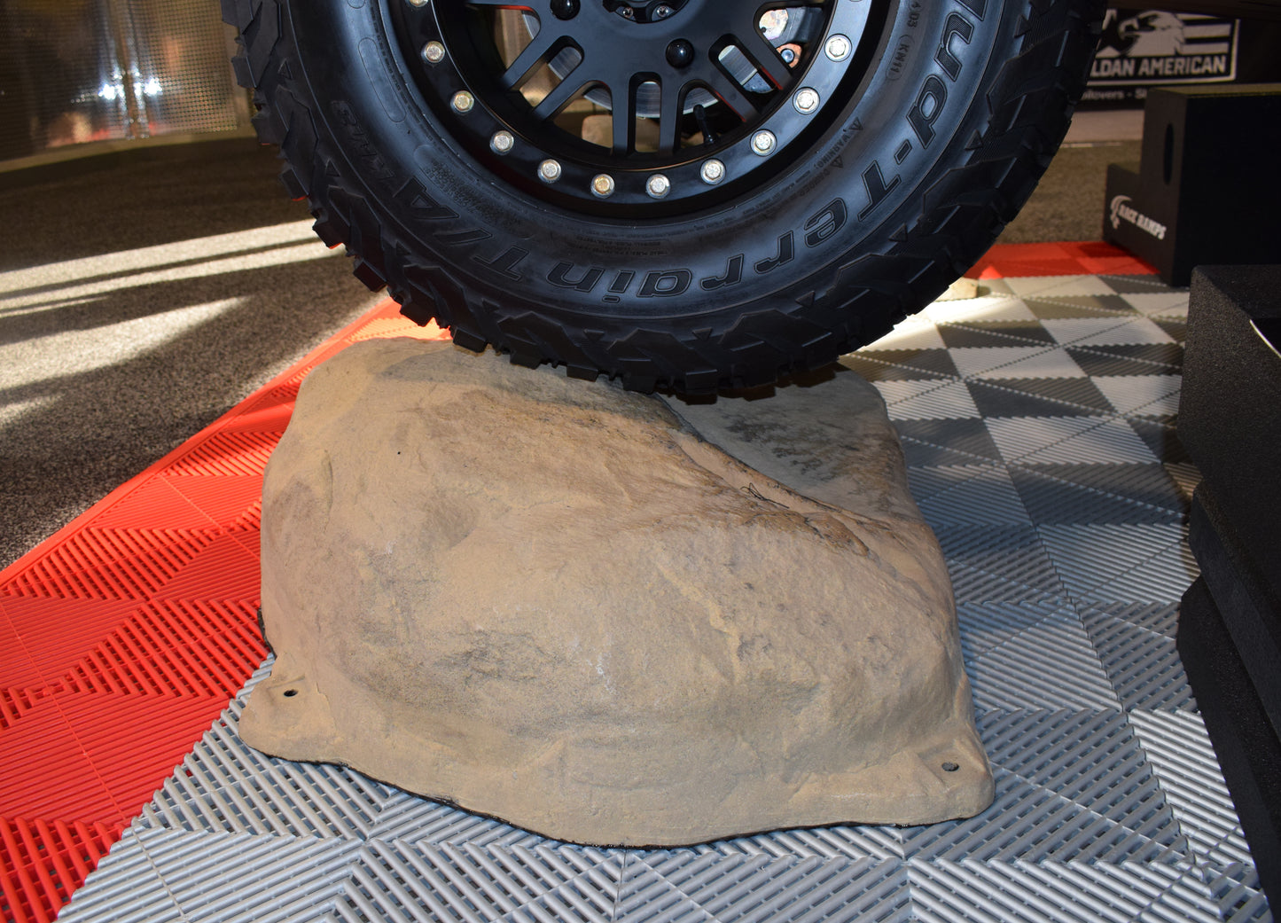 10" H SHOW ROCK - SANDSTONE